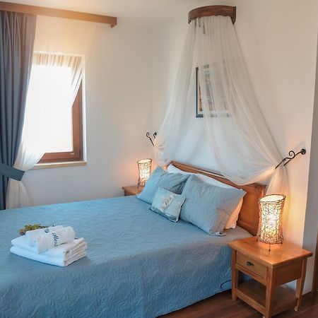 Alesta Hotel Tenedos Buitenkant foto